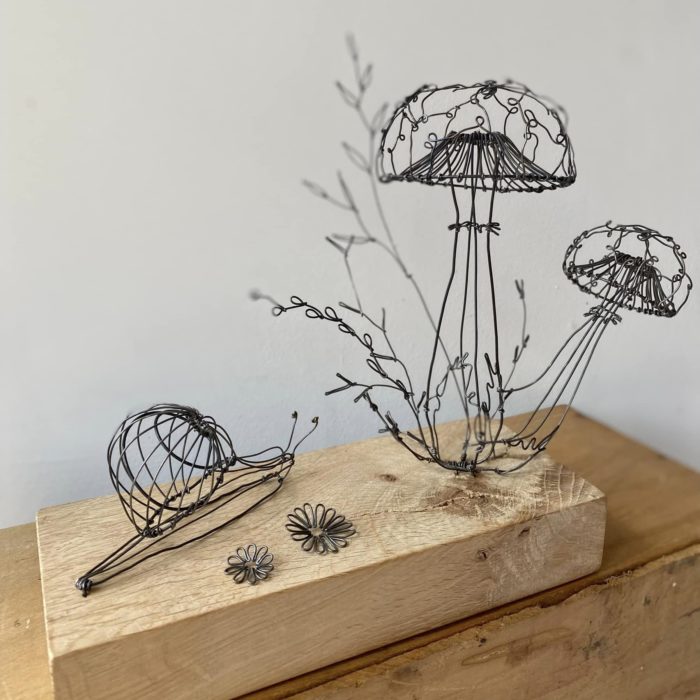 champignon et escargot en fil de fer